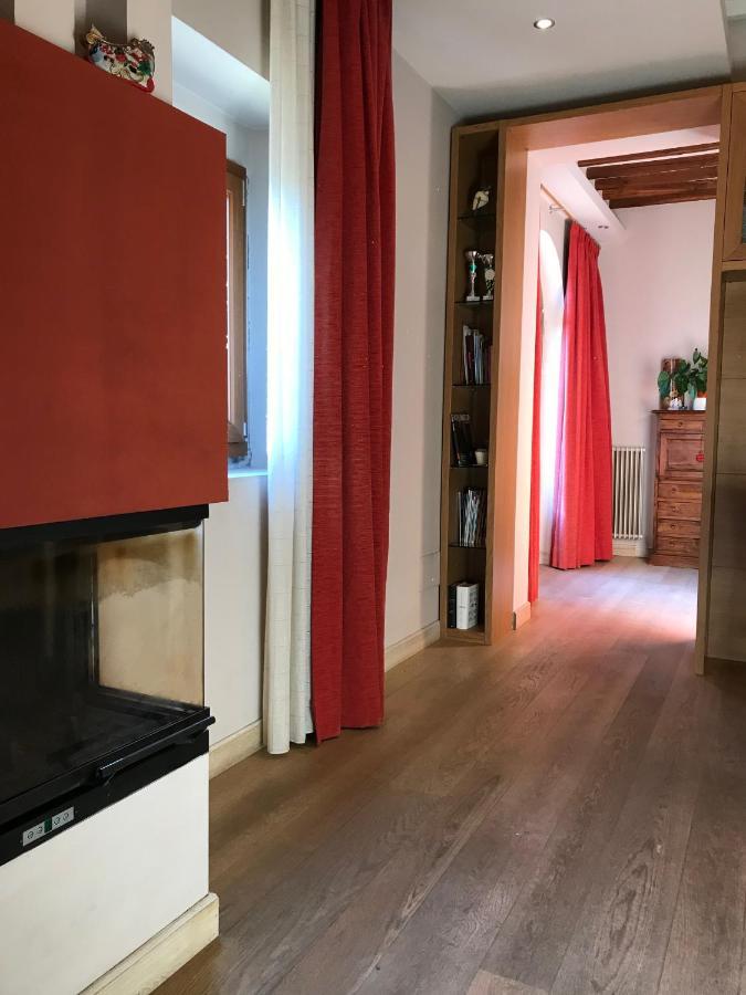 Appartamento In Villa Con Piscina - Mhateria Relais Rignano sullʼArno Eksteriør billede