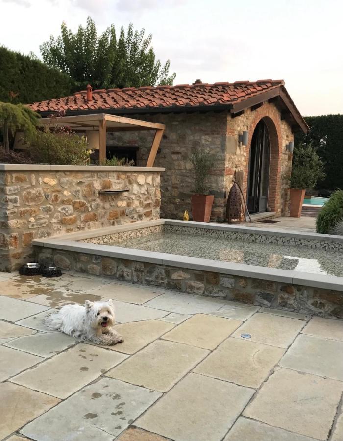 Appartamento In Villa Con Piscina - Mhateria Relais Rignano sullʼArno Eksteriør billede