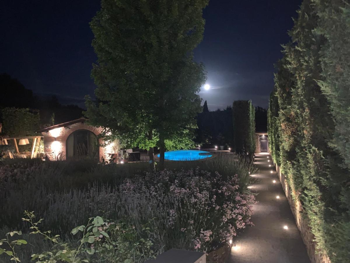 Appartamento In Villa Con Piscina - Mhateria Relais Rignano sullʼArno Eksteriør billede